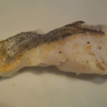 白身魚のムニエルも良いですね。ちょっと身が崩れちゃいましたが、美味しくいただきました。